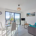 Apartamento Le Diamanti-2 By Interhome