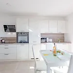 Apartamento Le Diamanti-2 By Interhome *